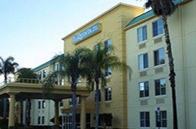 Hotel La Quinta By Wyndham Naples East 3*